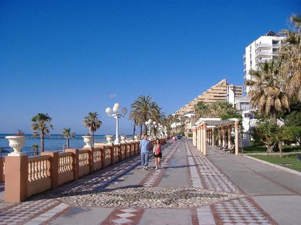 Benalmadenapartments Bbq Evita Beach Club Εξωτερικό φωτογραφία